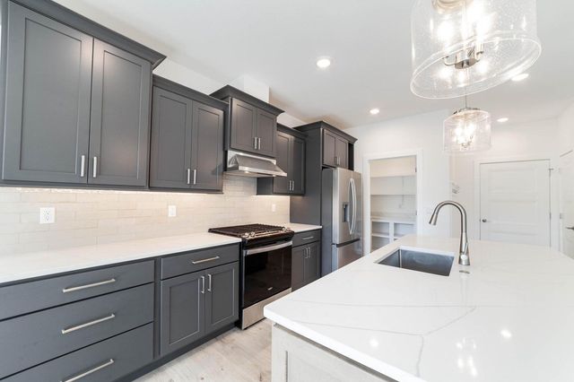 808 NAPA CT, Columbia, MO 65203