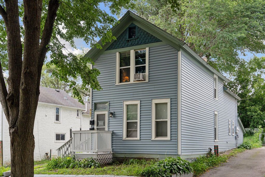997 Marion Street, Saint Paul, MN 55117 — photo 2