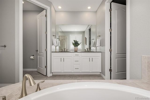 27375 E Alder Drive, Aurora, CO 80016