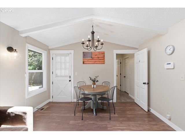 1895 AERIAL Way, Salem, OR 97302