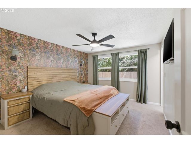 1895 AERIAL Way, Salem, OR 97302