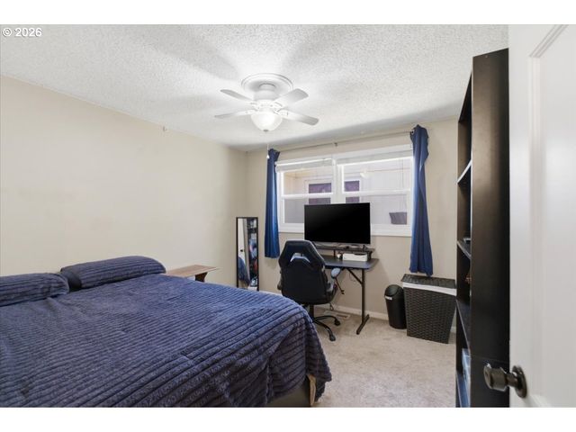 1895 AERIAL Way, Salem, OR 97302