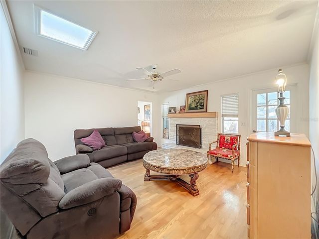 415 HERMITAGE DRIVE, Altamonte Springs, FL 32701