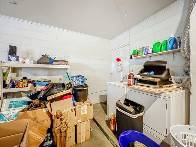 415 HERMITAGE DRIVE, Altamonte Springs, FL 32701