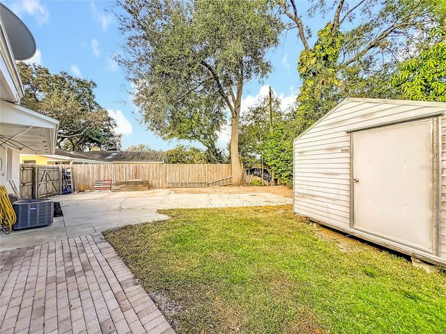 415 HERMITAGE DRIVE, Altamonte Springs, FL 32701