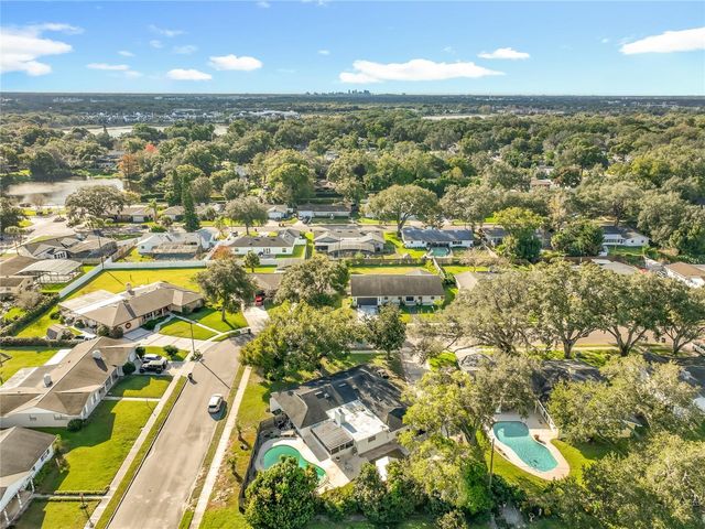 415 HERMITAGE DRIVE, Altamonte Springs, FL 32701