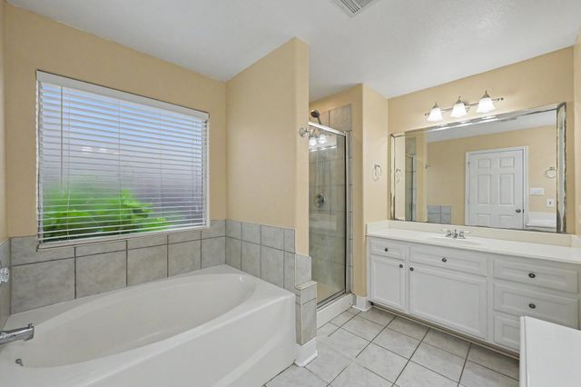 18477 Sunrise Oaks Court, Montgomery, TX 77316