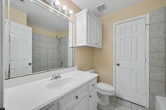 18477 Sunrise Oaks Court, Montgomery, TX 77316