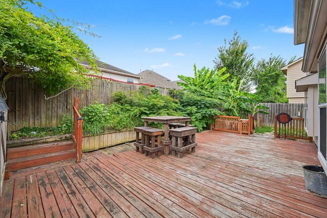 18477 Sunrise Oaks Court, Montgomery, TX 77316
