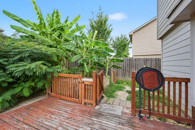 18477 Sunrise Oaks Court, Montgomery, TX 77316