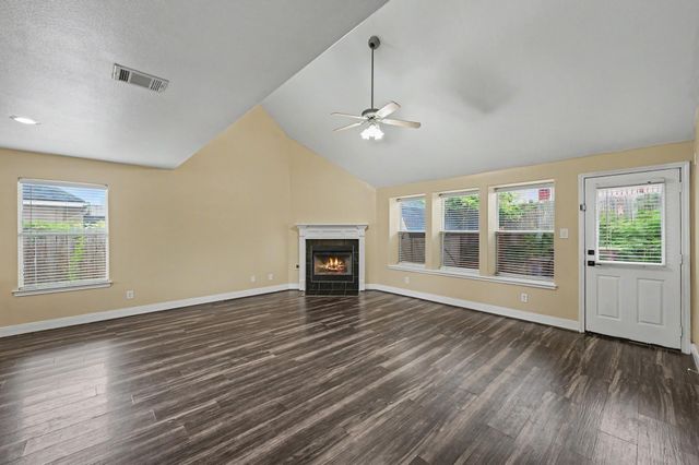 18477 Sunrise Oaks Court, Montgomery, TX 77316