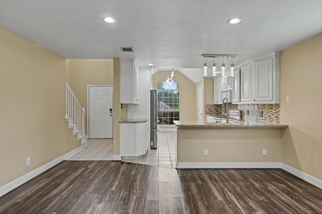 18477 Sunrise Oaks Court, Montgomery, TX 77316