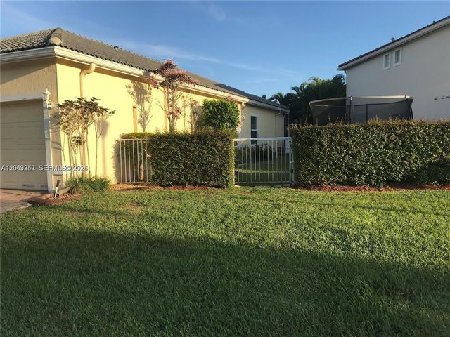 4729 NW 120th Dr 4729, Coral Springs, FL 33076