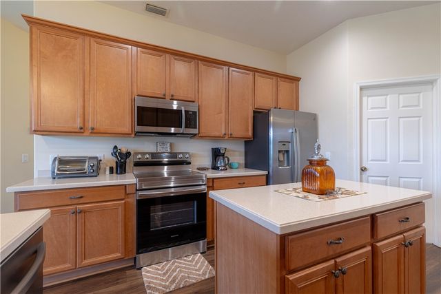 357 24th Avenue SW, Vero Beach, FL 32962