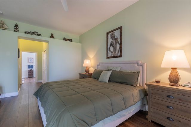 357 24th Avenue SW, Vero Beach, FL 32962