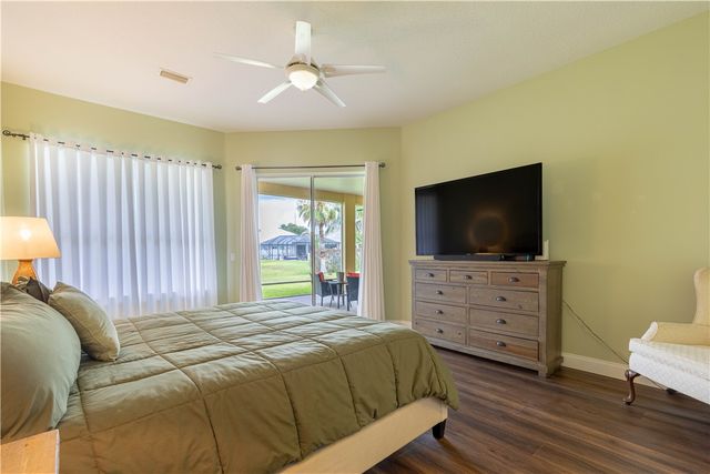 357 24th Avenue SW, Vero Beach, FL 32962