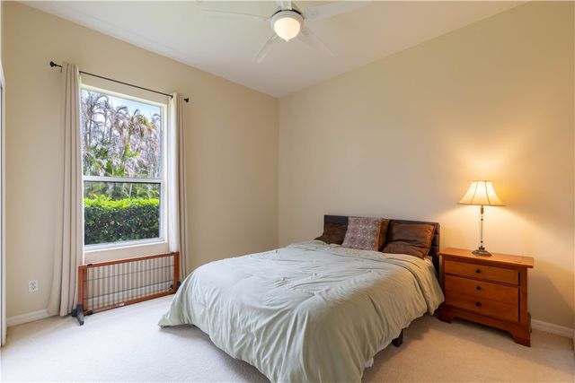 357 24th Avenue SW, Vero Beach, FL 32962