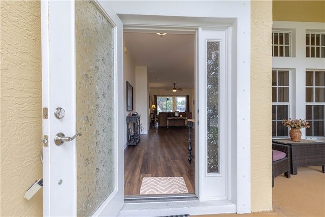 357 24th Avenue SW, Vero Beach, FL 32962