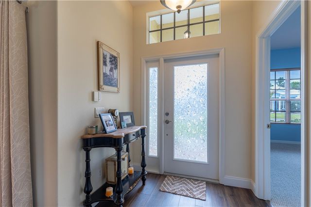 357 24th Avenue SW, Vero Beach, FL 32962