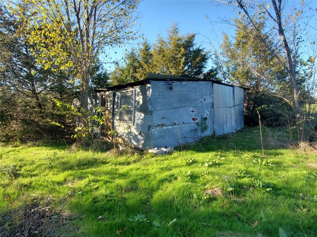 3721 FM 1396 E, Ivanhoe, TX 75447