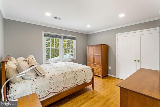 10904 EQUESTRIAN CT, Reston, VA 20190