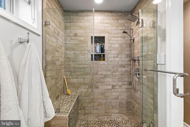 10904 EQUESTRIAN CT, Reston, VA 20190