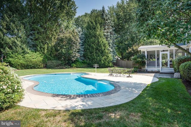 10904 EQUESTRIAN CT, Reston, VA 20190