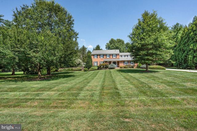 10904 EQUESTRIAN CT, Reston, VA 20190