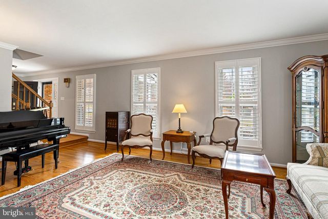 10904 EQUESTRIAN CT, Reston, VA 20190