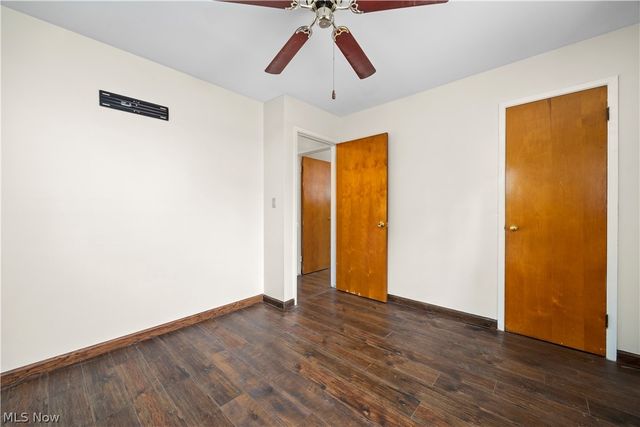 369 White Oak Drive, Elyria, OH 44035
