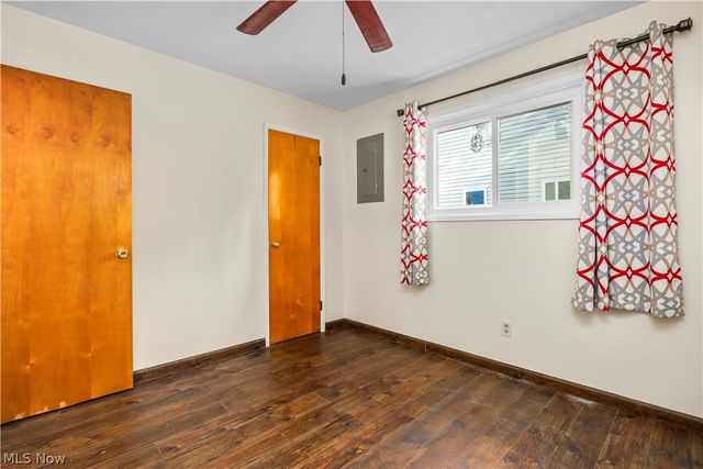 369 White Oak Drive, Elyria, OH 44035