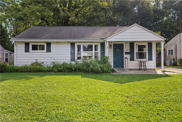 369 White Oak Drive, Elyria, OH 44035