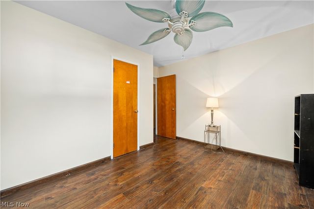 369 White Oak Drive, Elyria, OH 44035