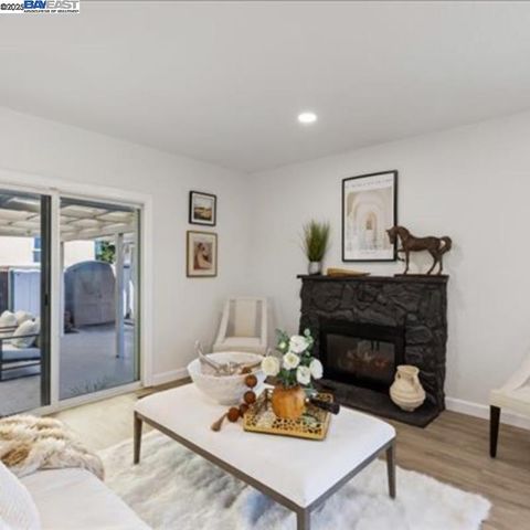 3184 Waugh Place, Fremont, CA 94536