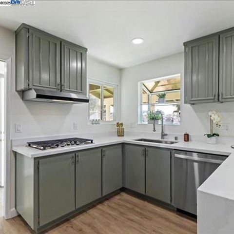 3184 Waugh Place, Fremont, CA 94536