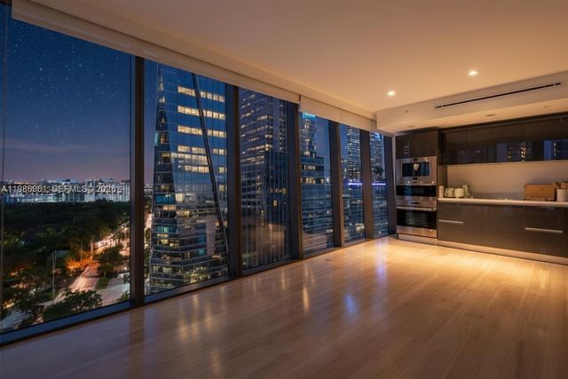 1451 Brickell Ave 1404A, Miami, FL 33131