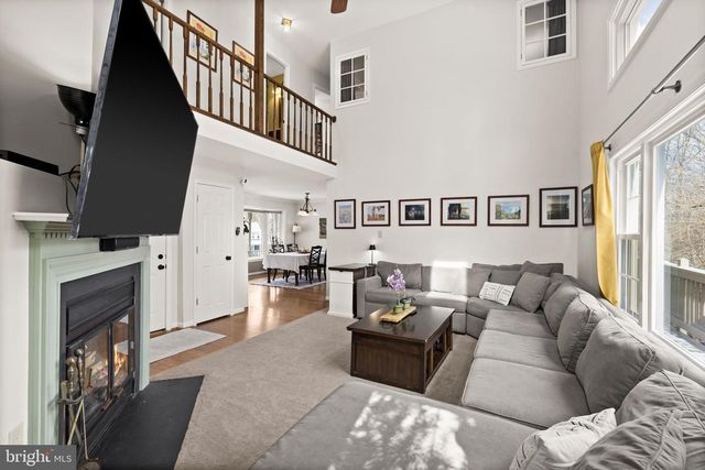 11971 HOME GUARD DR, Woodbridge, VA 22192