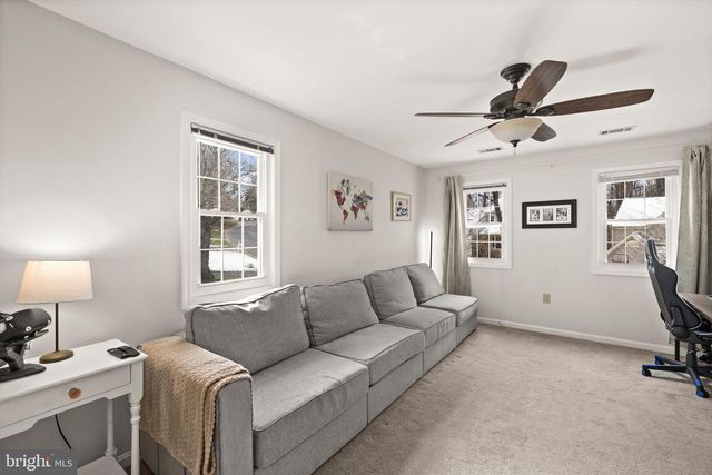 11971 HOME GUARD DR, Woodbridge, VA 22192