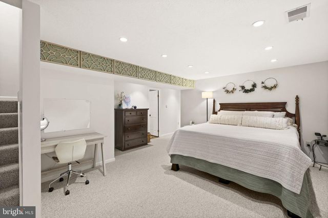 11971 HOME GUARD DR, Woodbridge, VA 22192