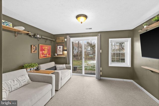 11971 HOME GUARD DR, Woodbridge, VA 22192