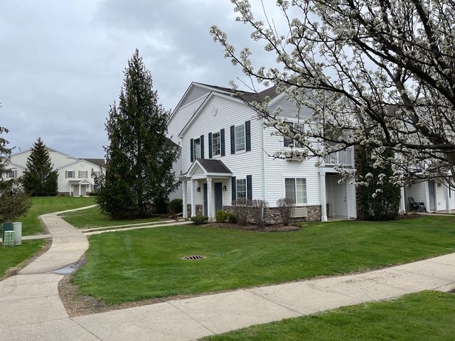 1517 Silverstone Drive 1517, Carpentersville, IL 60110