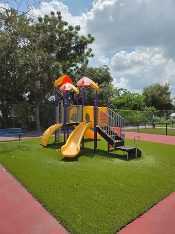 5860 LA COSTA DRIVE, Orlando, FL 32807