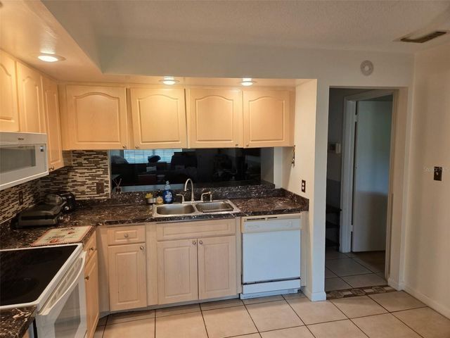 5860 LA COSTA DRIVE, Orlando, FL 32807