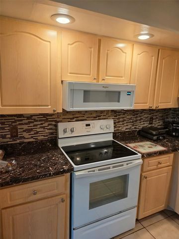 5860 LA COSTA DRIVE, Orlando, FL 32807