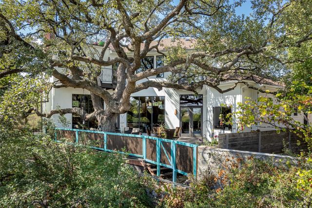 1300 Bluff ST, Austin, TX 78704