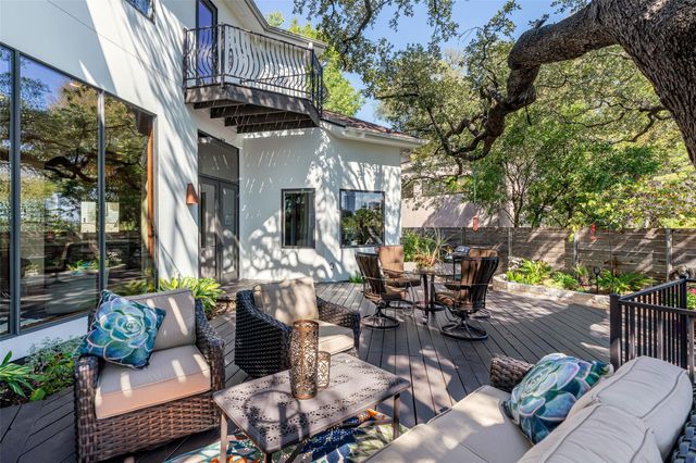 1300 Bluff ST, Austin, TX 78704