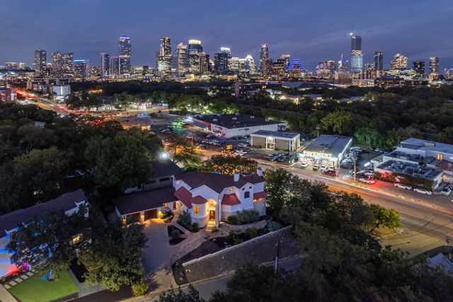 1300 Bluff ST, Austin, TX 78704