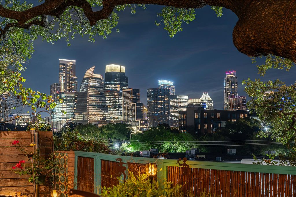 1300 Bluff ST, Austin, TX 78704