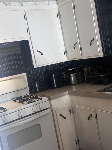 206 W Melton, Longview, TX 75602