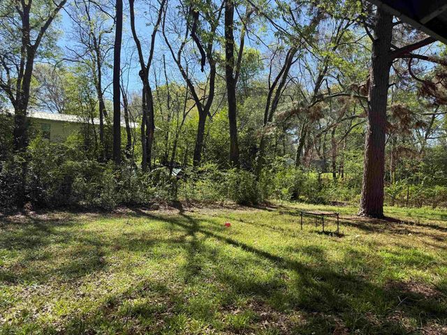 206 W Melton, Longview, TX 75602